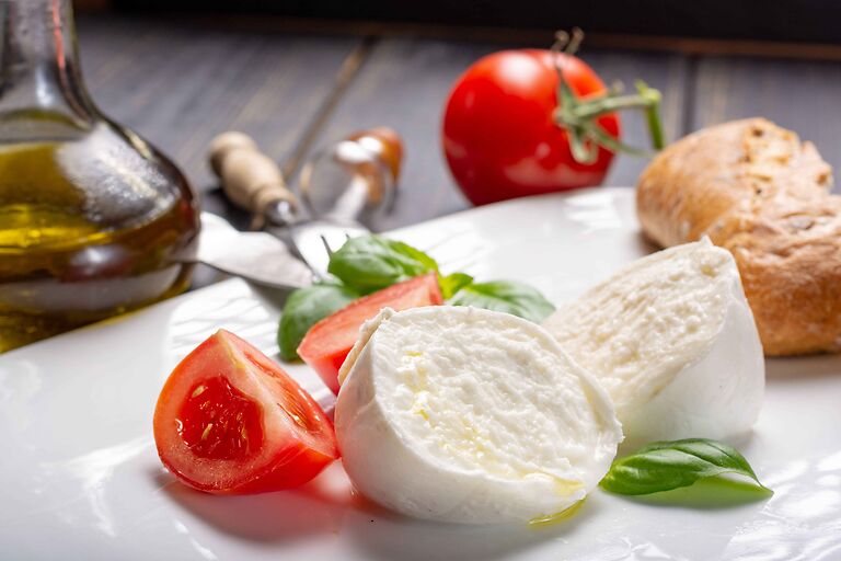 Le differenze tra mozzarella di bufala e fiordilattee